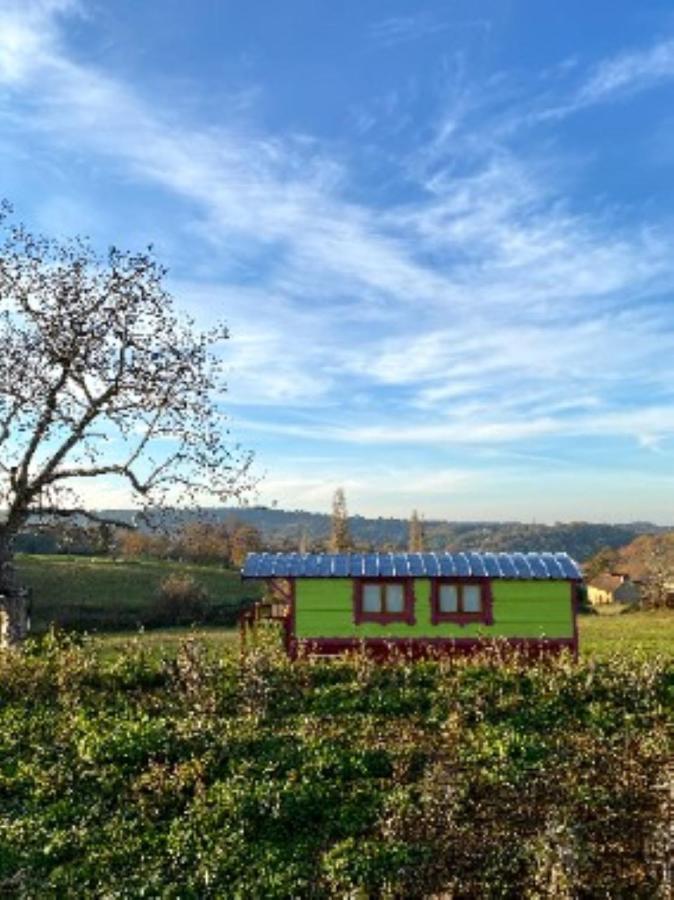 Le Jardin De Lyno Villa Belves Exterior photo